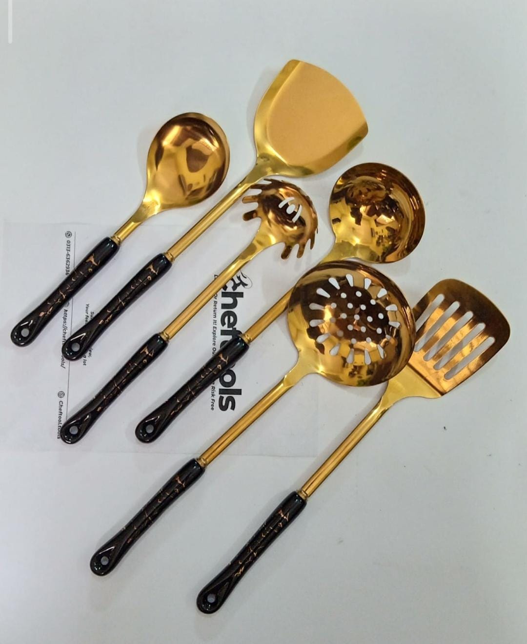Royal Kitchen Tools Set - 7 piece gold utensil set colour shot