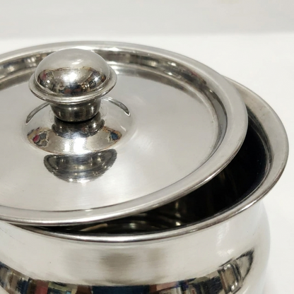 Khalis Handi lid close-up detail - stainless steel knob lid mirror finish